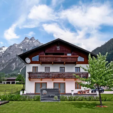 Edelweiss.1 Apartment